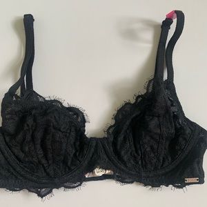 PINK VS black lace bra